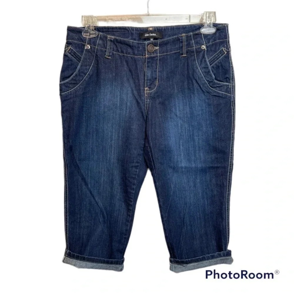 DAISY Fuentes Moda Womens Dark Wash Mid‎ Rise Cropped Carpi Jeans.